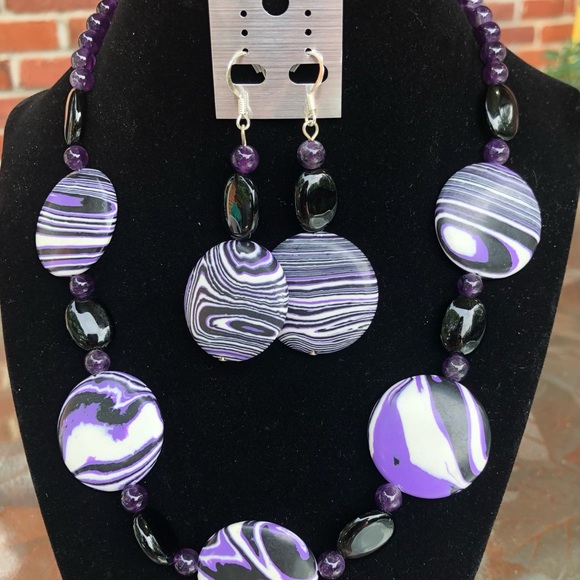 Beautiful NWOT Artisan- Made Purple, Black & White Necklace and Earrings Set - Picture 2 of 7